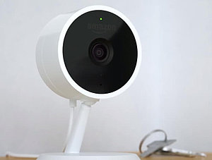 Amazon, Screenshot Produktvideo Cloud Cam Security Camera