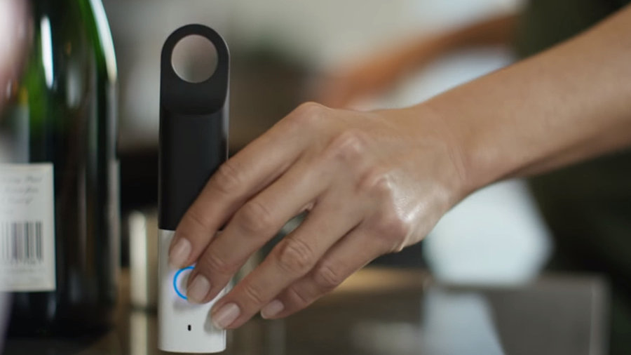 Amazon Dash Stick mit Alexa, Screenshot Youtube-Video