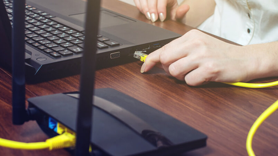 Kabel von Router zu Laptop