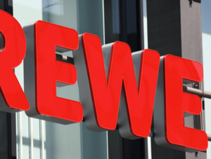 Logo der Supermarktkette Rewe