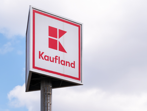 Logo der Handelskette Kaufland, die nun mit ihrem Online-Marktplatz expandiert ist