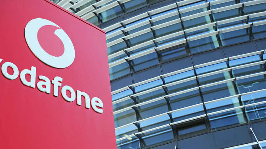 Vodafone Logo vor einem Geb&auml;ude