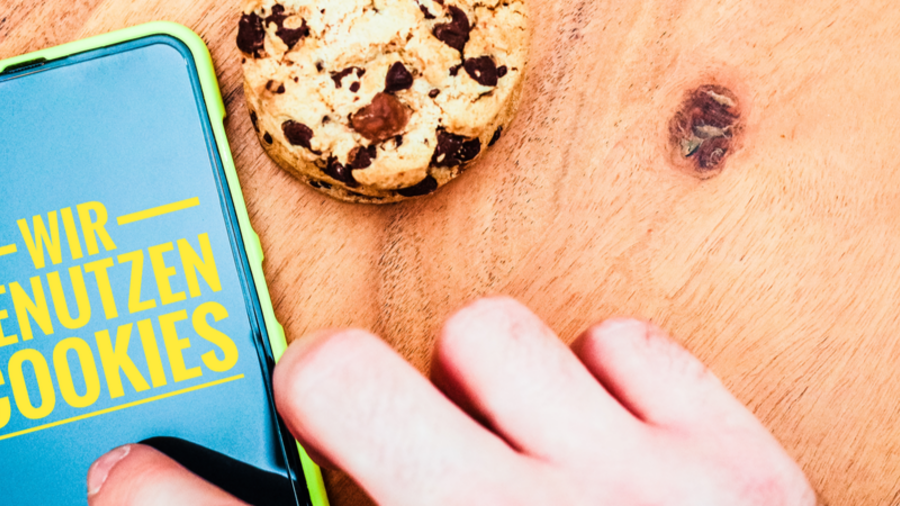 Cookie-Hinweis auf Smartphone und Cookies