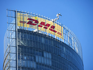 DHL Logo