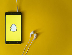 Snapchat Logo auf Smartphone