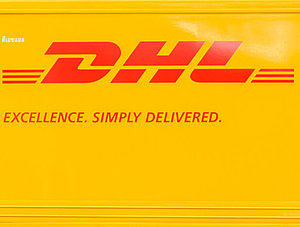 DHL Schriftzug