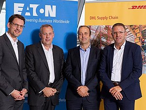 Vertreter von Eaton &amp; DHL Supply Chain