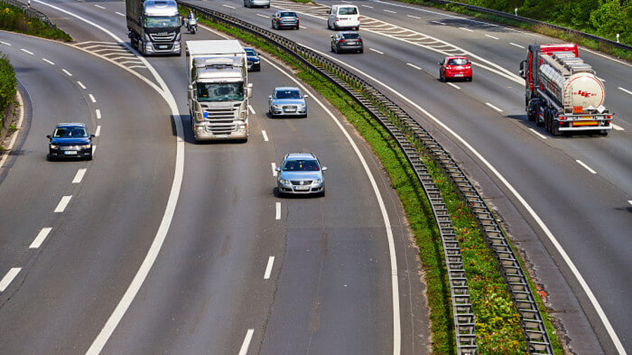 Autobahn in Deutschland: Hier ist das Tanken deutlich teurer