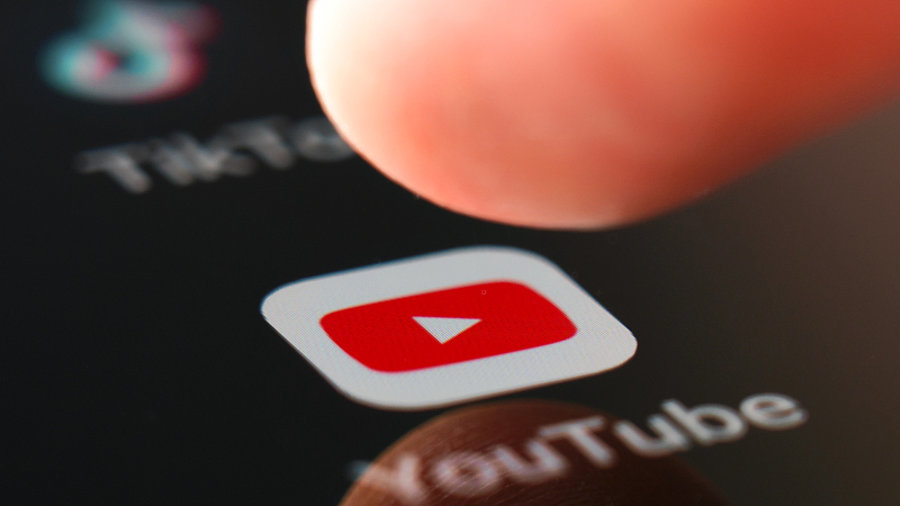 YouTube App auf Smartphone