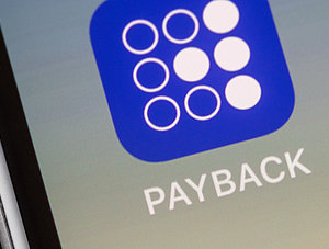 Payback-Logo auf einem Smartphone