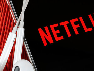 Netflix-Logo auf einem Smartphone