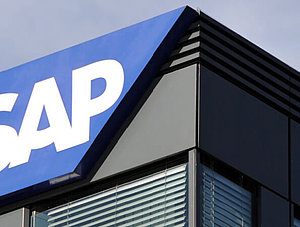 SAP Logo an Hauswand