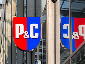 Peek&amp;Cloppenburg-Logo an Gesch&auml;ft