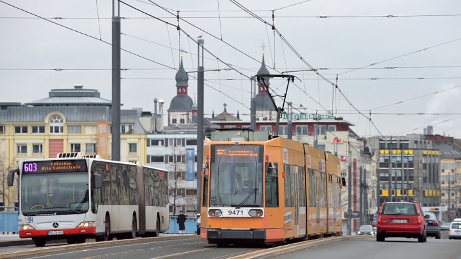 Bus und Bahn in Bonn