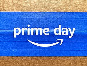 Prime Day Klebeband auf Paket