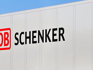 DB Schenker Schriftzug