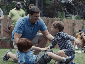 Gillette-Werbespot: Mann schlichtet Streit zwischen zwei Jungs