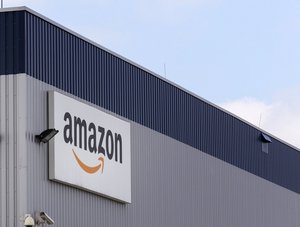 Logistischer Standort des Online-Konzerns Amazon