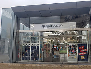  Amazon PopUp Store