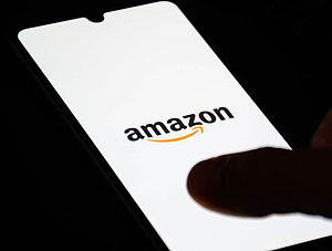 Amazon Logo auf Handy