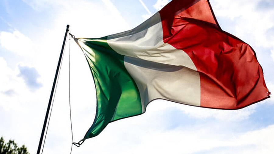 Italienische Flagge im Wind