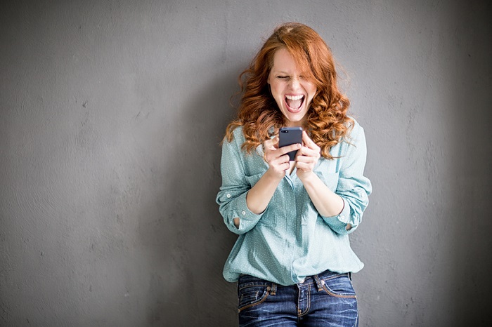 Lady mit Smartphone