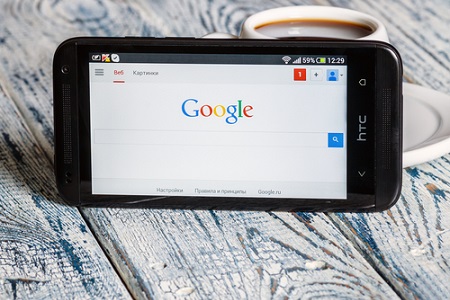 Google Startseite auf Smartphone