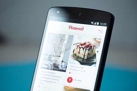 Pinterest auf einem Smartphone