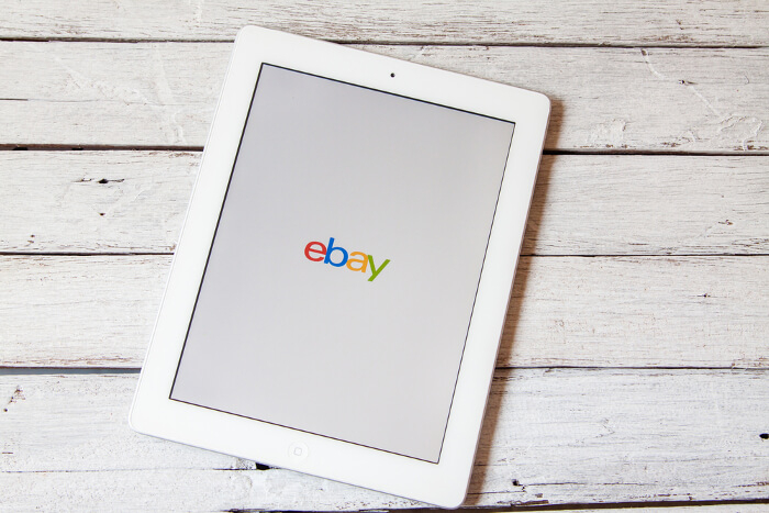 Ebay-Logo auf Tablet-Screen