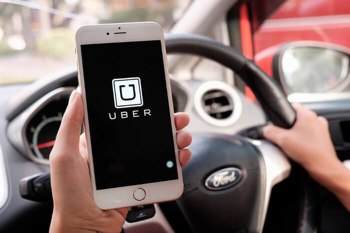 Uber-Logo auf Smartphone-Display