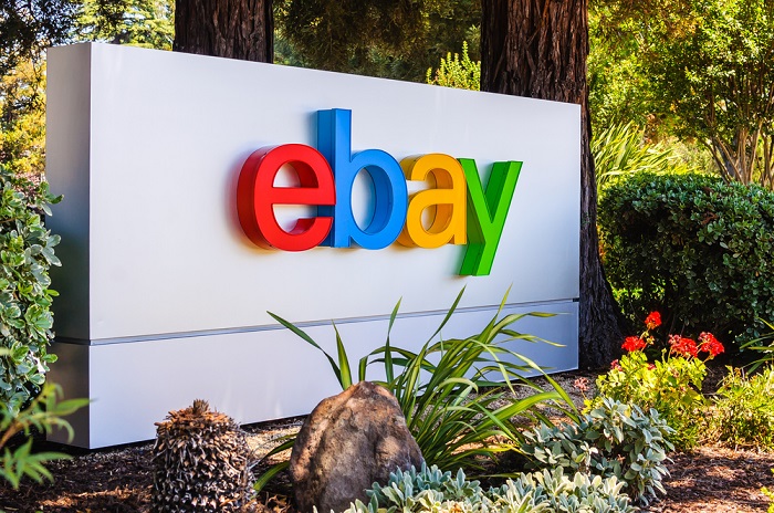 Ebay Logo im Grünen