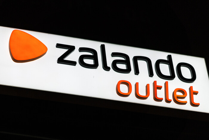 Werbetafel: Zalando Outlet